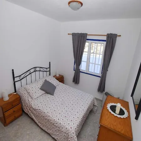 Arrieta Sleeps 4 Wifi T691514
